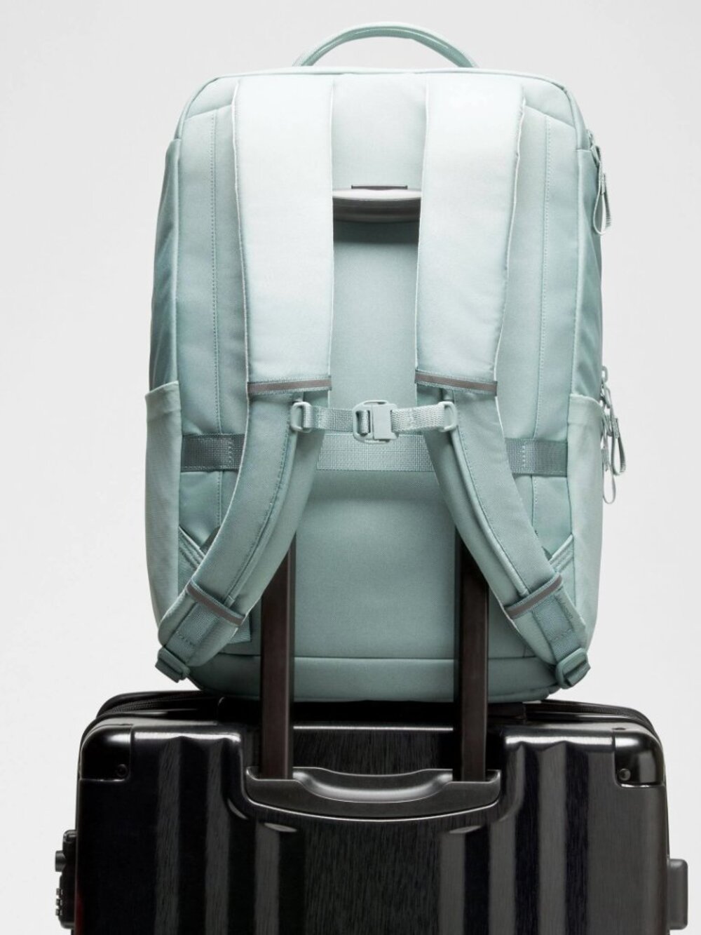 NWT lululemon Double-Zip Backpack 22L Tech Canvas in Crater Blue - Picture 6 of 7